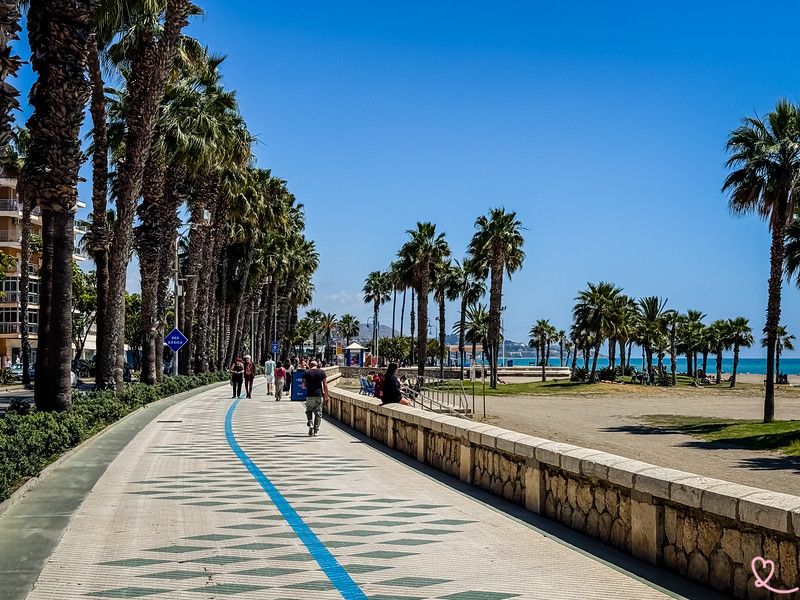 Malaga : 6 incontournables à découvrir 🇪🇸 beach la caleta malaga spain l